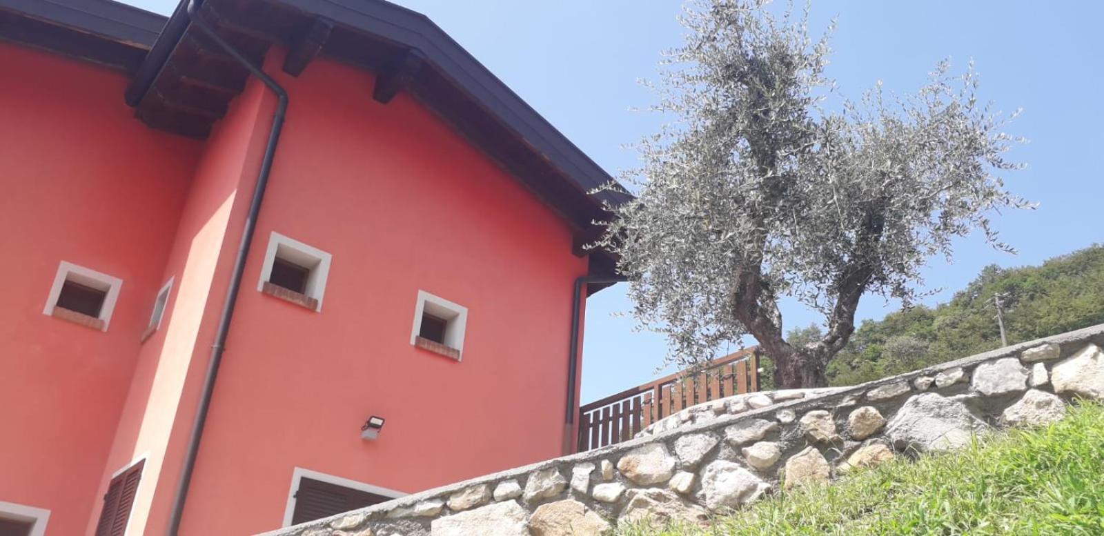 Agriturismo Cascina Lert Marone Exterior photo